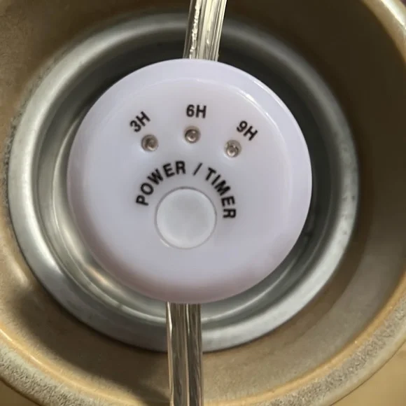 Yankee candle wax warmer with timer - Picture 4 of 7